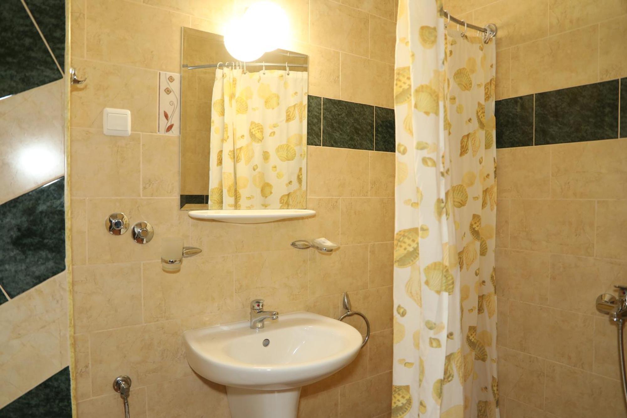 Family Hotel Deykin 써니비치 외부 사진