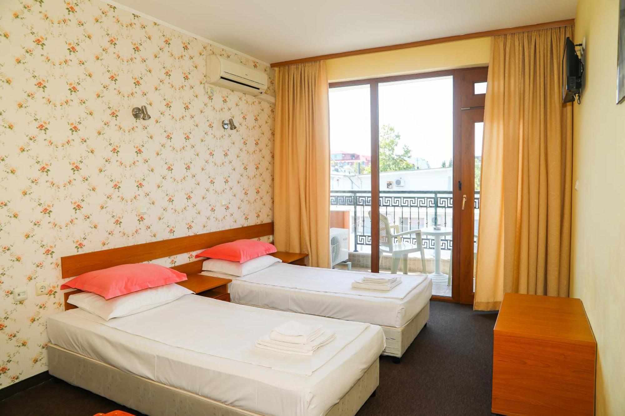 Family Hotel Deykin 써니비치 외부 사진