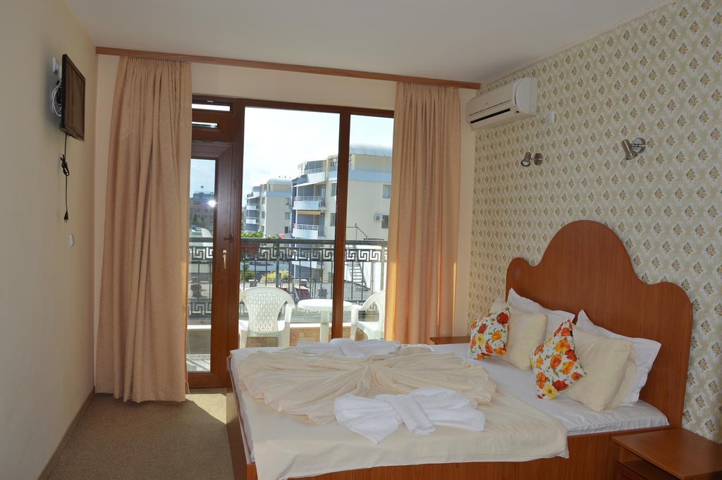 Family Hotel Deykin 써니비치 외부 사진